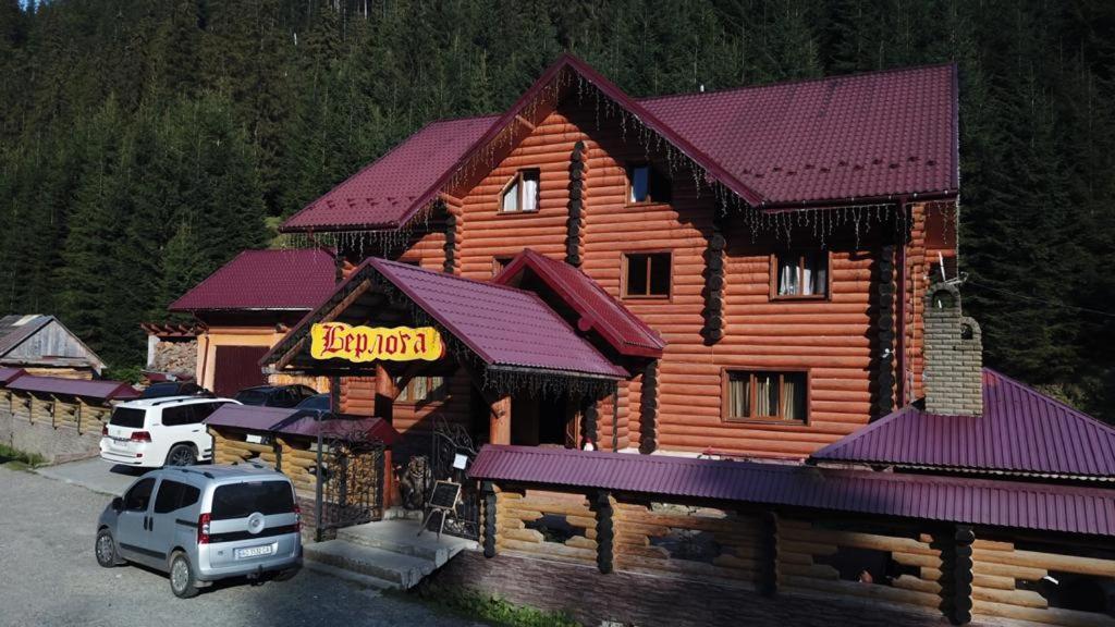 Hotel Berloga-Sinevir Synevyrsʼka Polyana Екстериор снимка