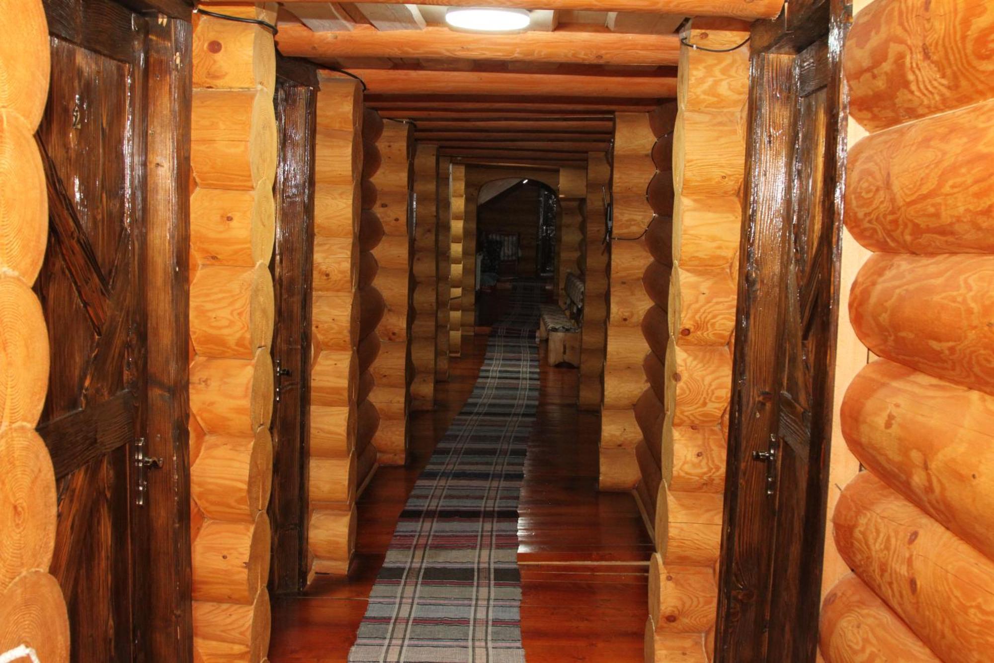 Hotel Berloga-Sinevir Synevyrsʼka Polyana Екстериор снимка